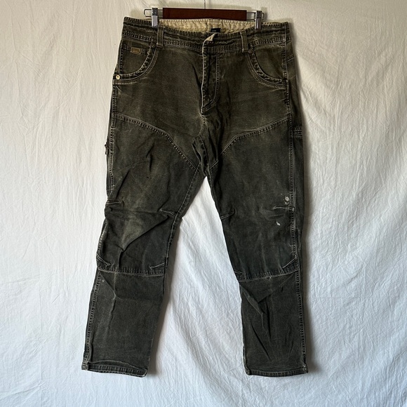 Kuhl Forest Green Exterior with Beige Trim Utility Pants